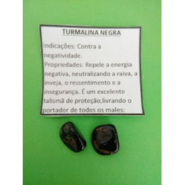 Turmalina negra desplazado